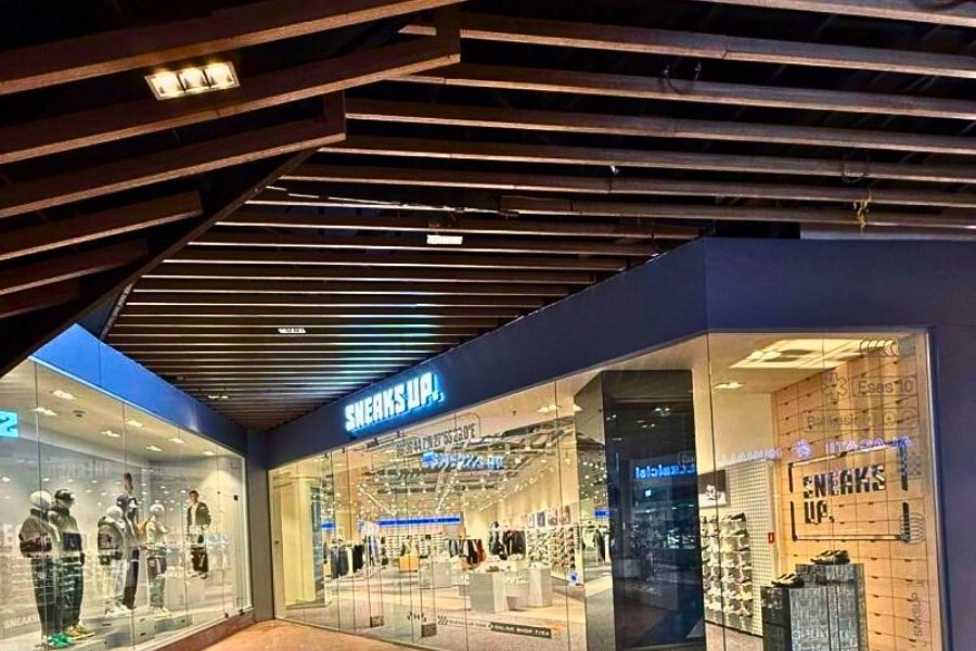 Sneaks Up - Balıkesir Burda10