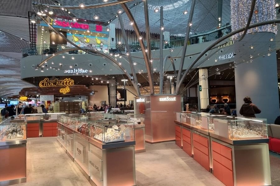 Saat & Saat-istanbul Havalimanı Açık Alan Konsepti