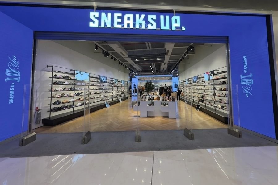 Sneaks Up- istanbul Zorlu Center Avm